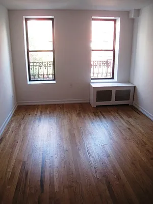 Rented by City Connections Realty | media 6