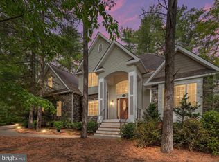 228 Sunset Cir, Cross Junction, VA 22625