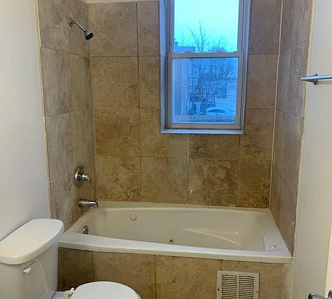 2nd image of 4059 W Hirsch St #1A