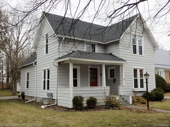 623 Woodworth Ave, Alma, MI 48801