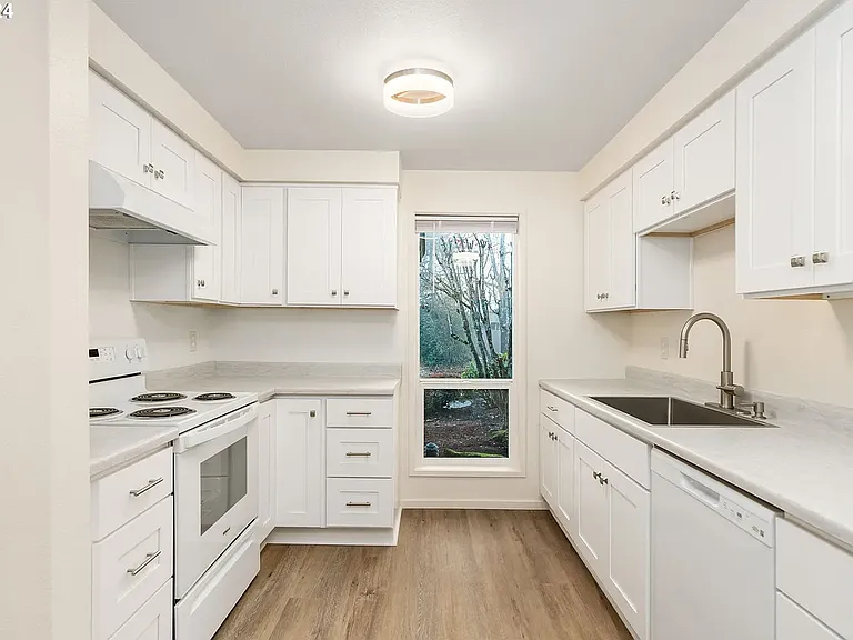 535 Hartke Loop — Photo 3