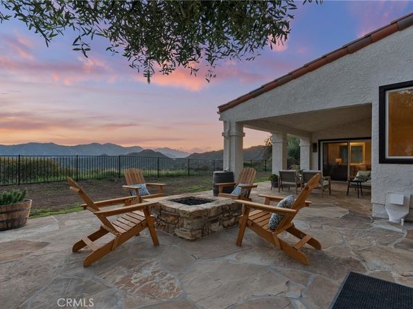 25174 Mulholland Hwy, Calabasas, CA 91302