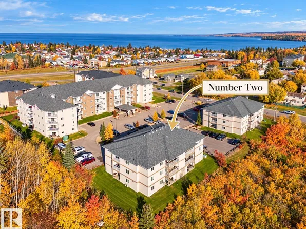 901 16th St #2203, Cold Lake, AB T9M 0C3