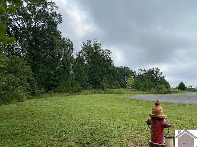 1st image of 16 Lillie Ln #16