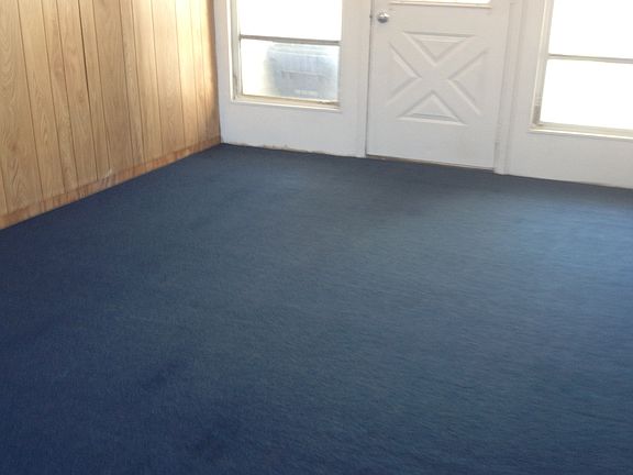 Heated foyer, new carpet