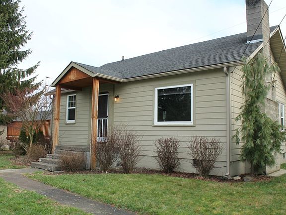 2nd image of 202 Cowlitz Dr