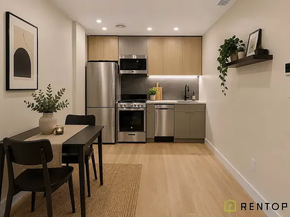 302 Graham Avenue image 1 of 4