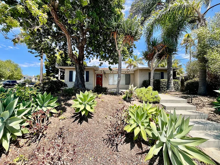 701 Nardo Rd — Photo 9