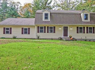 57 Bellingham St, Mendon, MA 01756