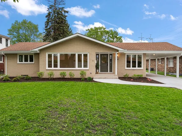 8841 Idlewild Ave, Highland, IN 46322