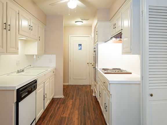 2nd image of 3736 & 3738 Colony Park Dr
