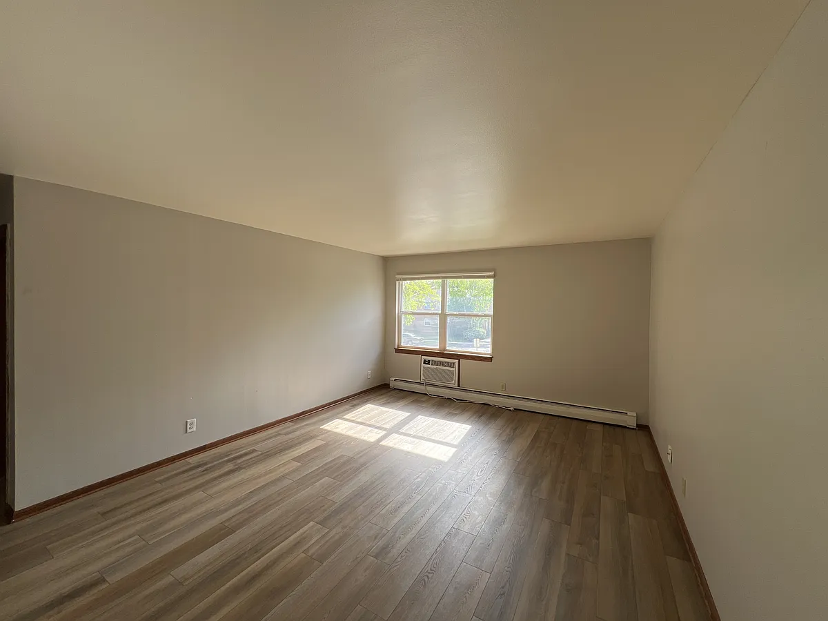 Living room - 3313 Daisy Ln #4