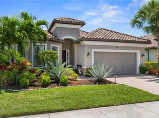 9446 Terresina Dr, Naples, FL 34119