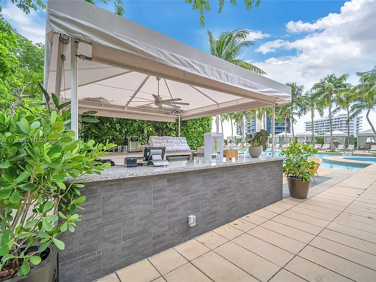 1435 Brickell Ave #3012 — Photo 39