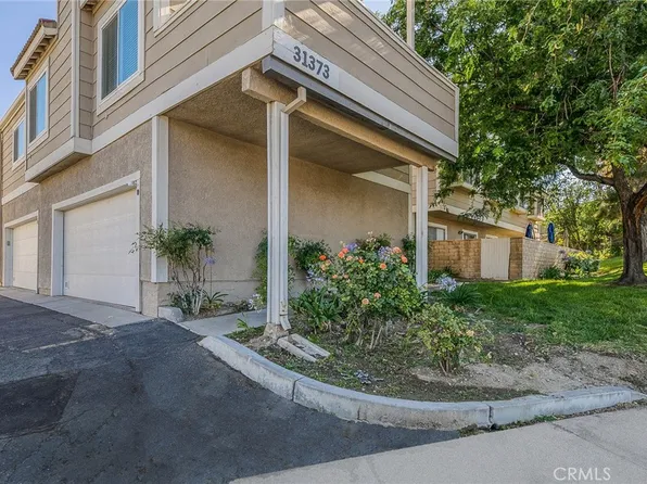 31373 The Old Rd Unit B, Castaic, CA 91384
