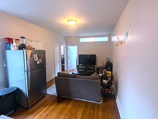 Rented by OGI Management | media 23