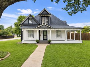 514 W Marvin Ave, Waxahachie, TX 75165
