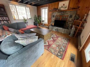 141 Morey Ln, Hartford, VT 05047