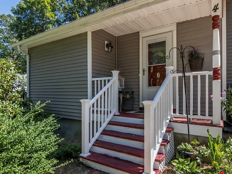 Poplar Ave — Photo 10