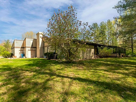 5th image of 1 Morgan Dr