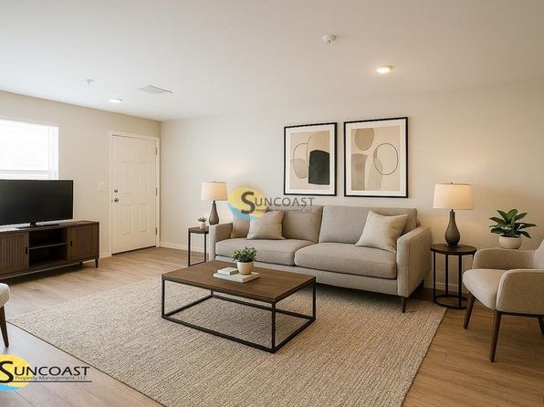 9183 N Peachtree Way