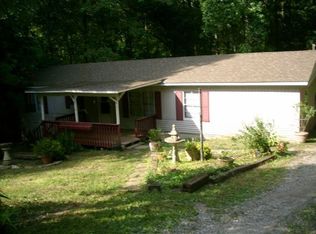 300 Pioneer Trl, Cartersville, GA 30121