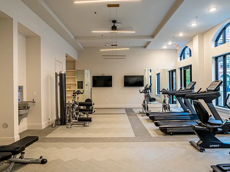 The View Residences — Photo 5