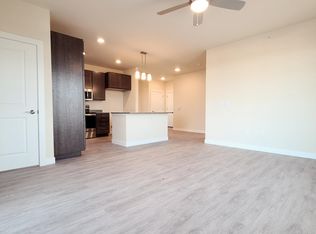 108-108 Stonewood Xing, Sun Prairie, WI 53590