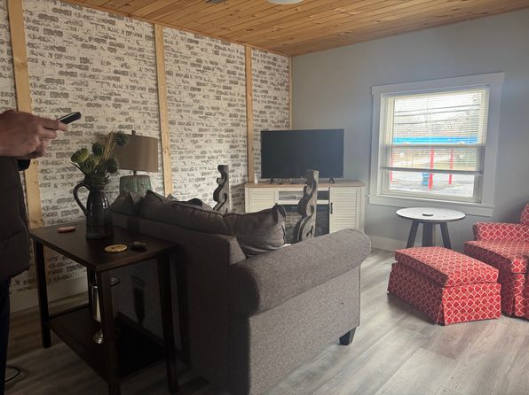 (undisclosed Address)