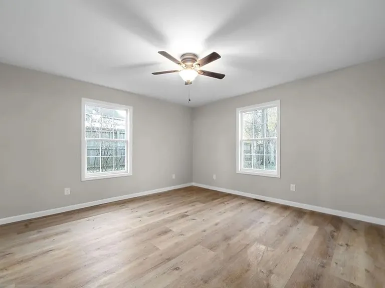828 Gracey Ave — Photo 11