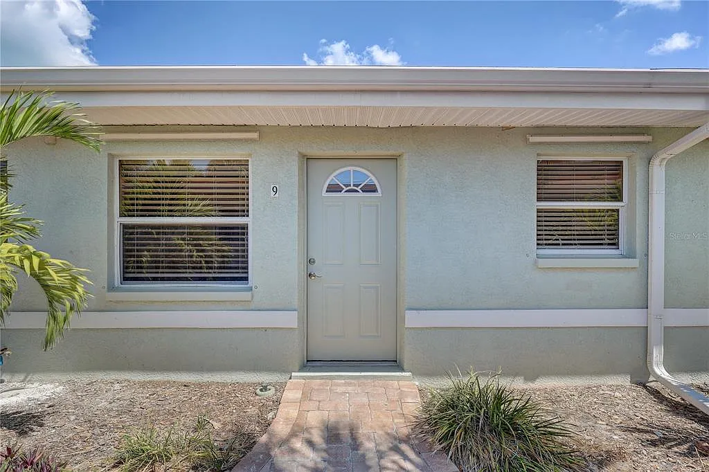 1 bed, 1.0 bath, 573 sqft, $1,900 — Photo 1