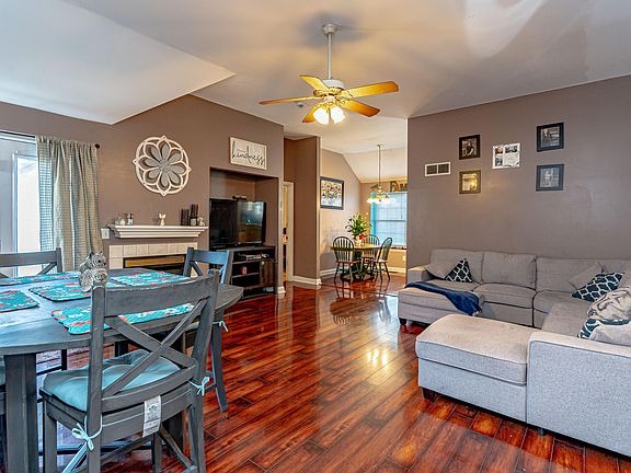 4th image of 3014 Mason Way