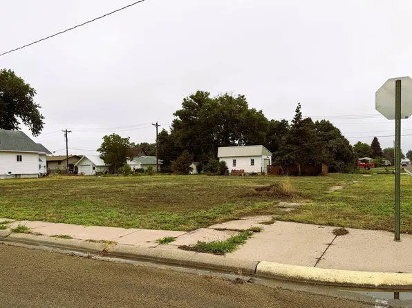 600 W 5th St, Julesburg, CO 80737