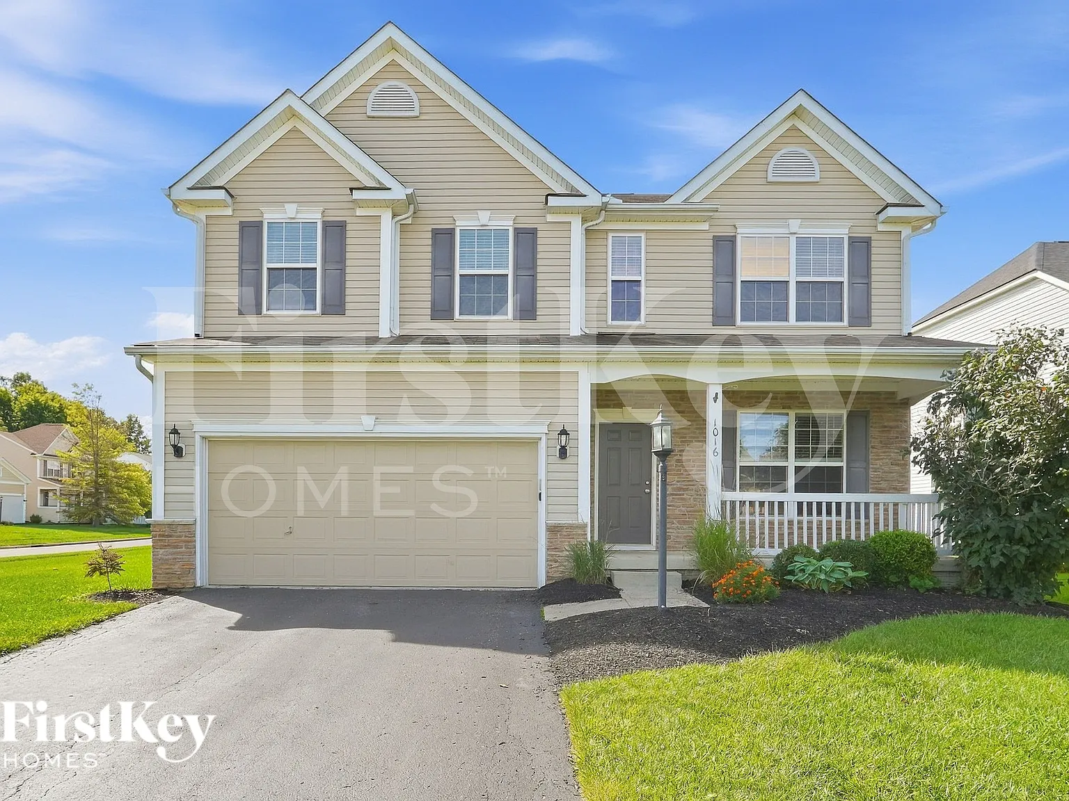 4 bed, 2.5 bath, 2616 sqft, $2,575 — Photo 1