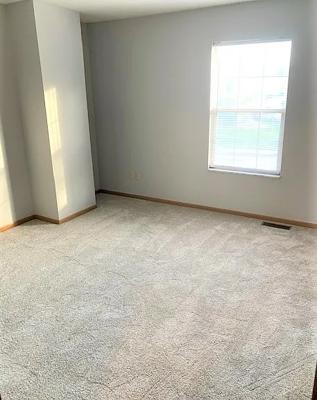 1144 King Ave — Photo 6