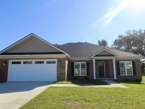 134 Sunfield Station Dr, Statesboro, GA 30461
