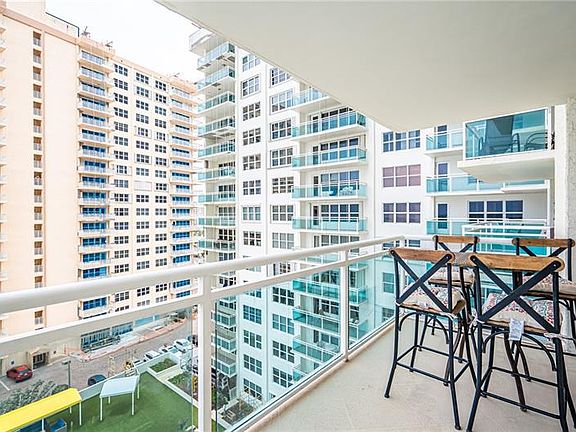 3rd image of 3900 Galt Ocean Dr APT 803