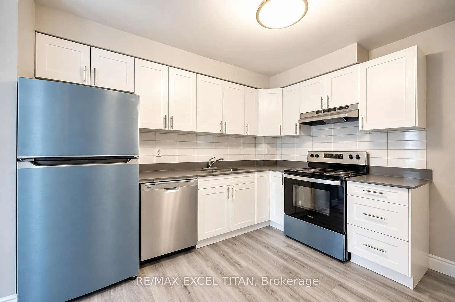 3 bed, $3,100 — Photo 3