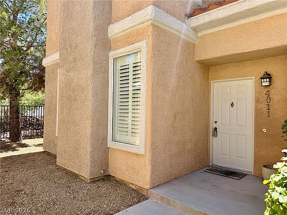 2nd image of 251 S Green Valley Pkwy #4011