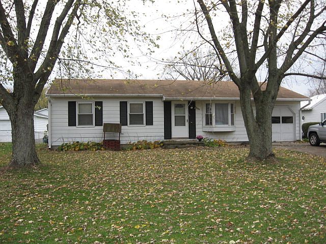 1st image of 2486 Mercer Dr