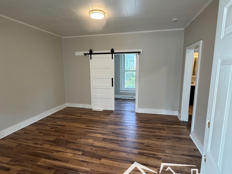 1st image of 330 W 10th Ave #A