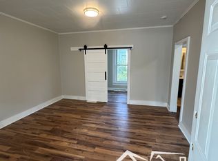 330 W 10th Ave #A, Oshkosh, WI 54902
