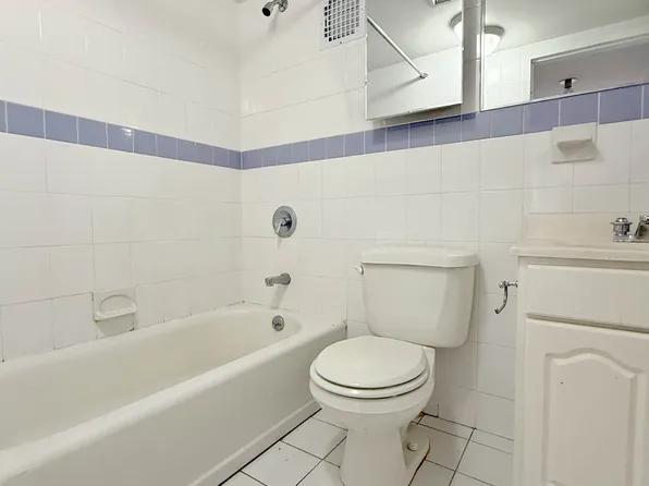 371 Madison Street image 14 of 17