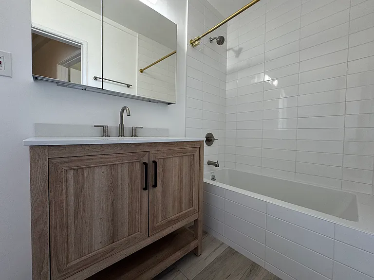 4418 Vantage Ave #3 — Photo 30
