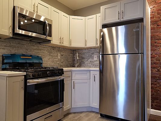 2nd image of 1011 Carroll Pl APT 5D