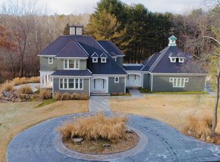 1117 Green Crest Trl NE, Ada, MI 49301