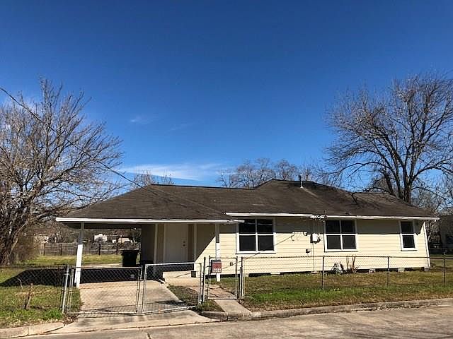 1st image of 1606 W Humble St