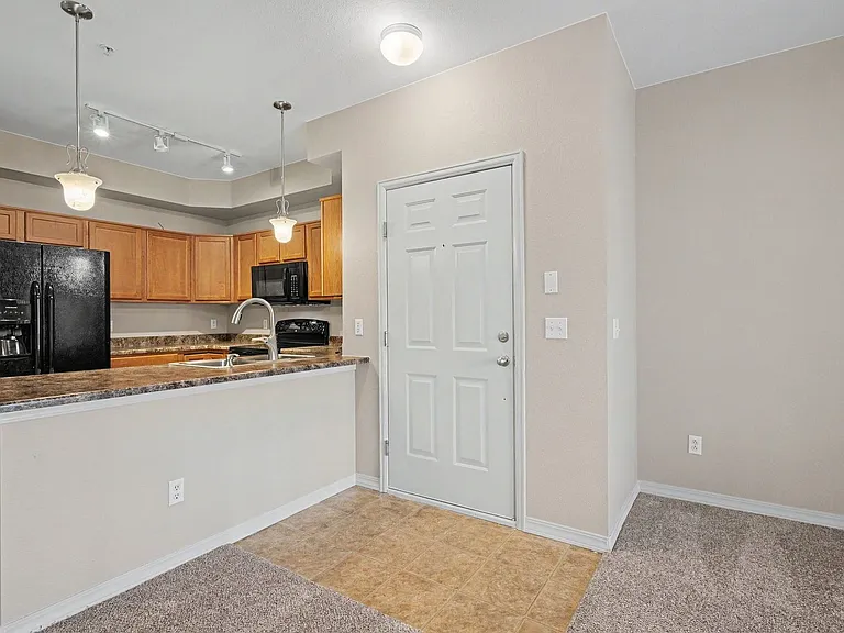 8846 S Kline St #202 — Photo 4