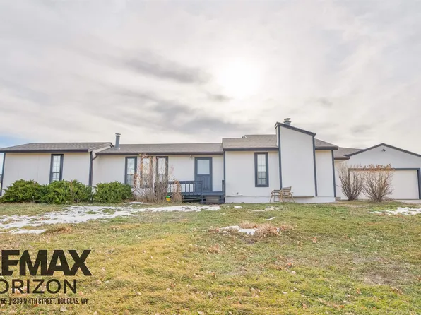 12 Collins Dr, Douglas, WY 82633