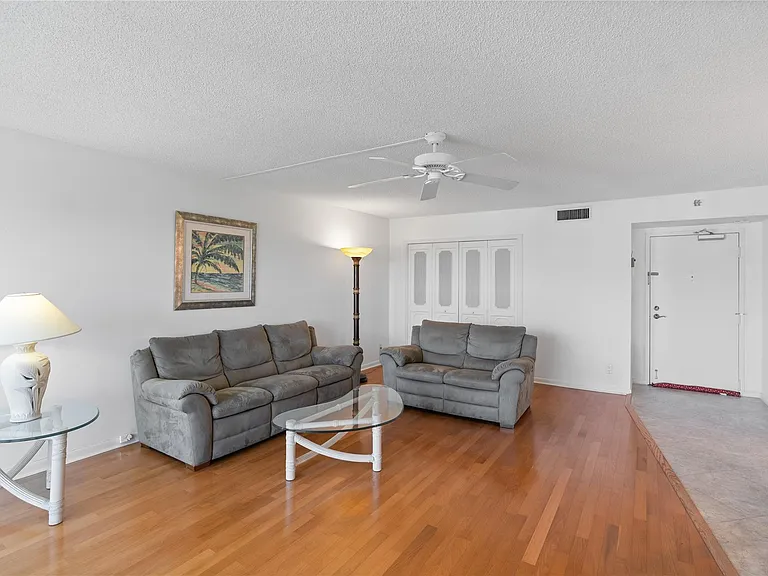 5200 N Ocean Blvd #710B — Photo 9